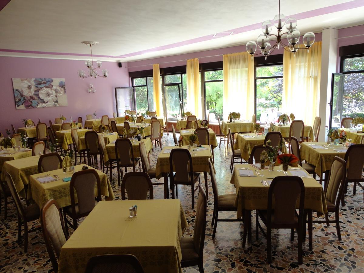 Hotel Levico Левико Терме Екстериор снимка